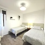 Modern With Sea Views In Appartement *