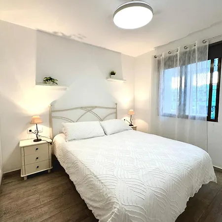 Appartement Modern With Sea Views In *